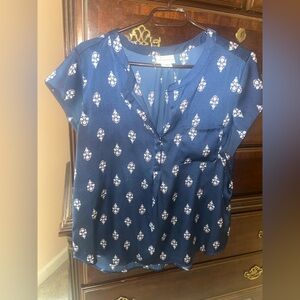 Women’s Liz Clairbone Large Navy Blue Printed Top